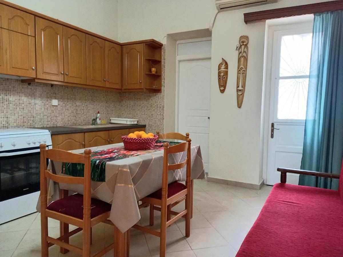 Ferienwohnung Pel House Nafpaktos Exterior foto